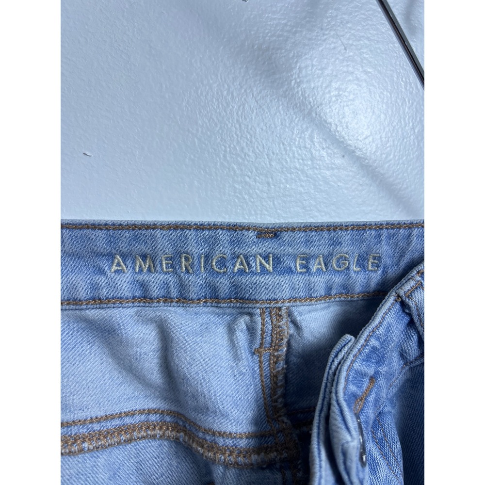 American Eagle Light Wash Distressed Mom‎ Jeans High Rise Ripped Denim 8 
Long - Picture 6 of 9